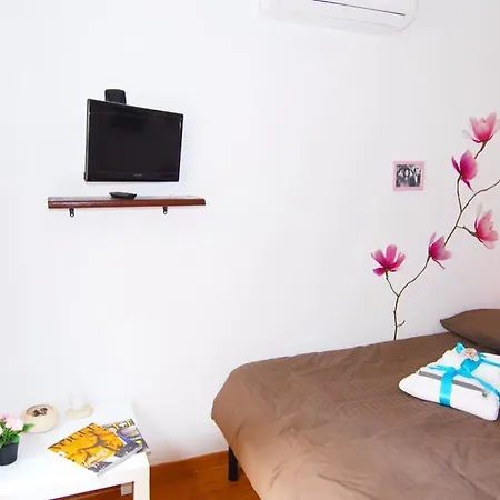 Πανσιόν Di Porto House *